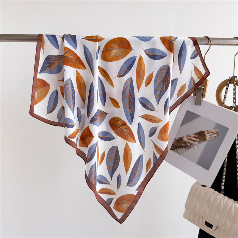Discount Luxury Bags - Luxe Merk Print 70 Cm Vierkante
