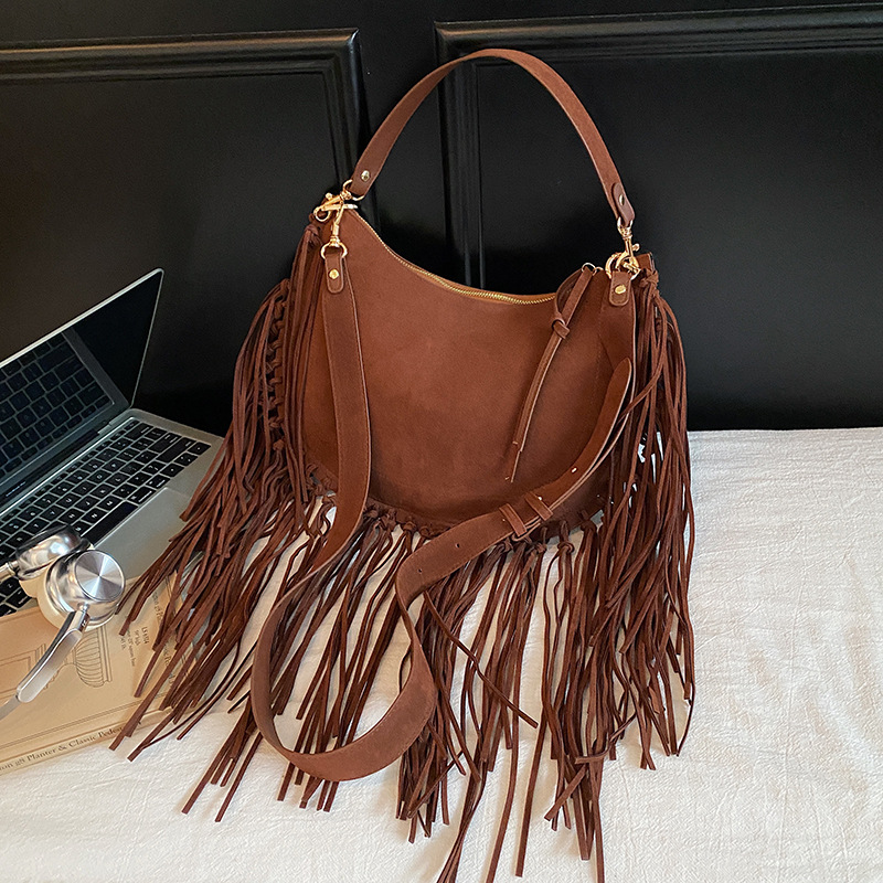 Boheemse schoudertas met lange - Half Moon Bag Suede recensie en prijs