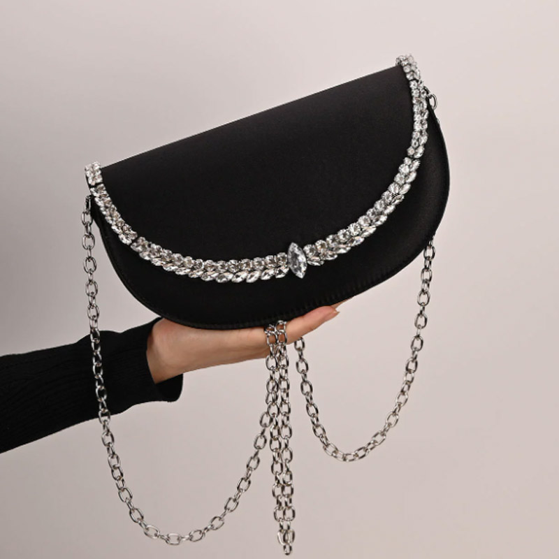 Luxe sprankelende diamant asym - Half Moon Bag Suede recensie en prijs