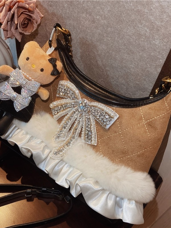 Vintage Niche Zware Industrie  - Half Moon Bag Suede recensie en prijs