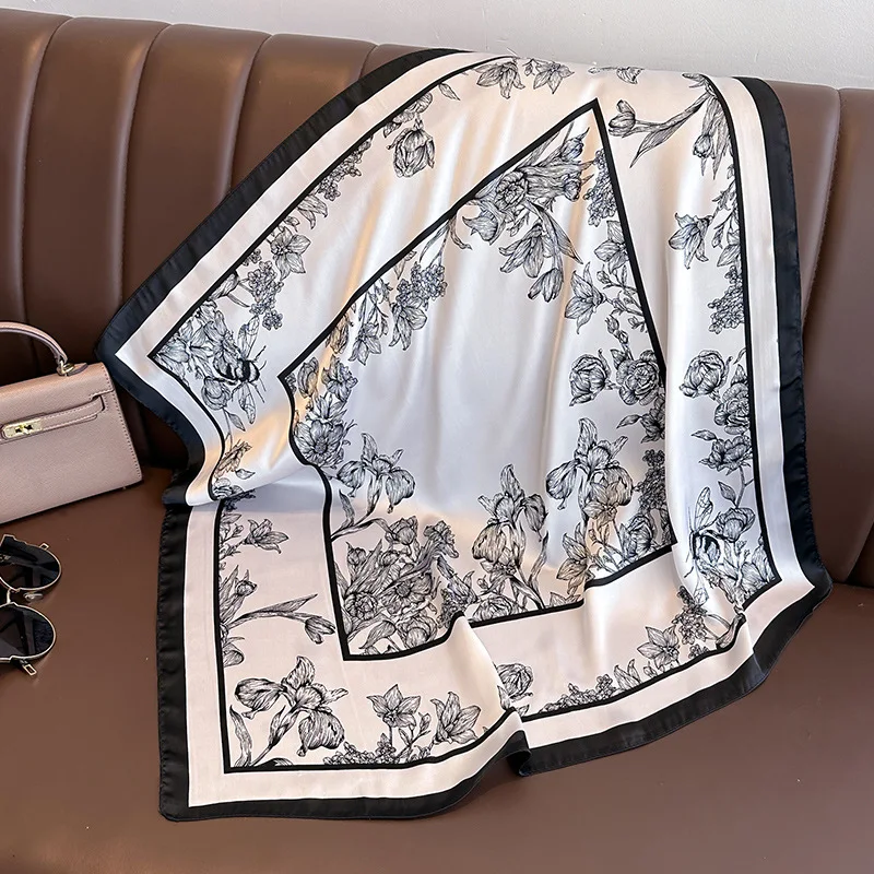 70*70Cm Luxe Bloemenprint Zijd - Discount Luxury Bags recensie en prijs