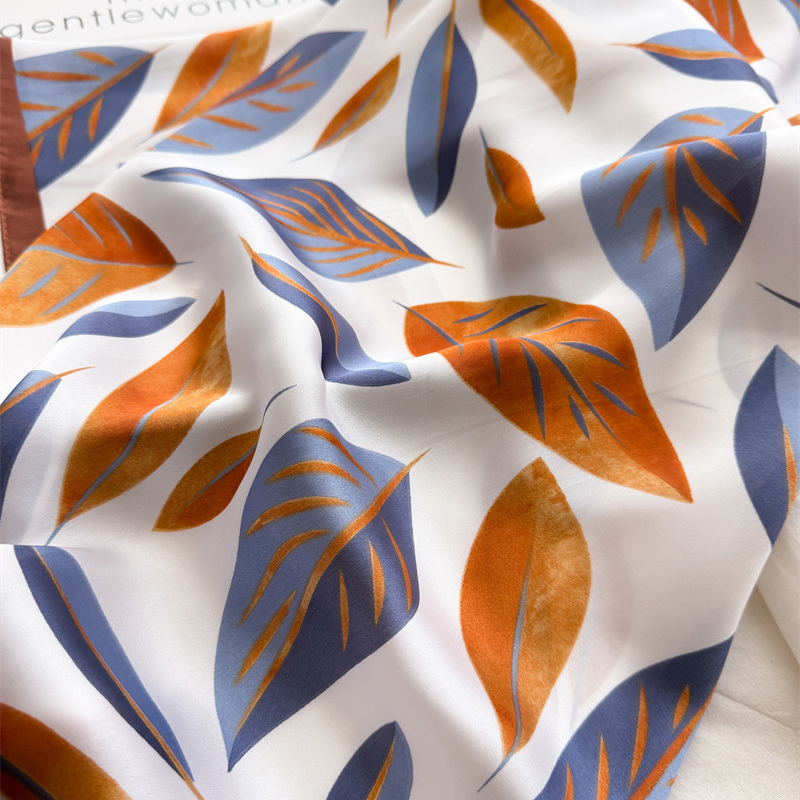 Luxe Merk Print 70 Cm Vierkant - Discount Luxury Bags recensie en prijs
